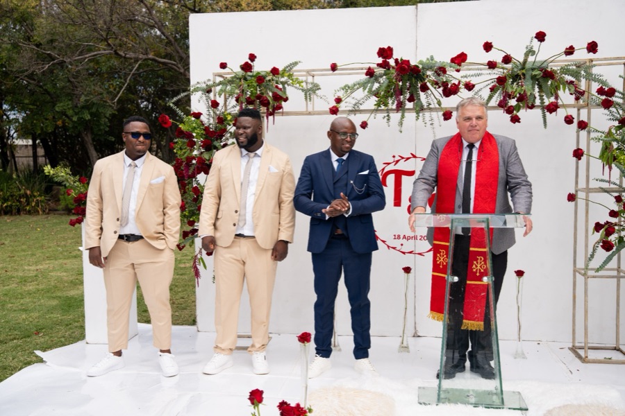 Wedding ceremony by Dr. Gerrit Rademeyer in White River